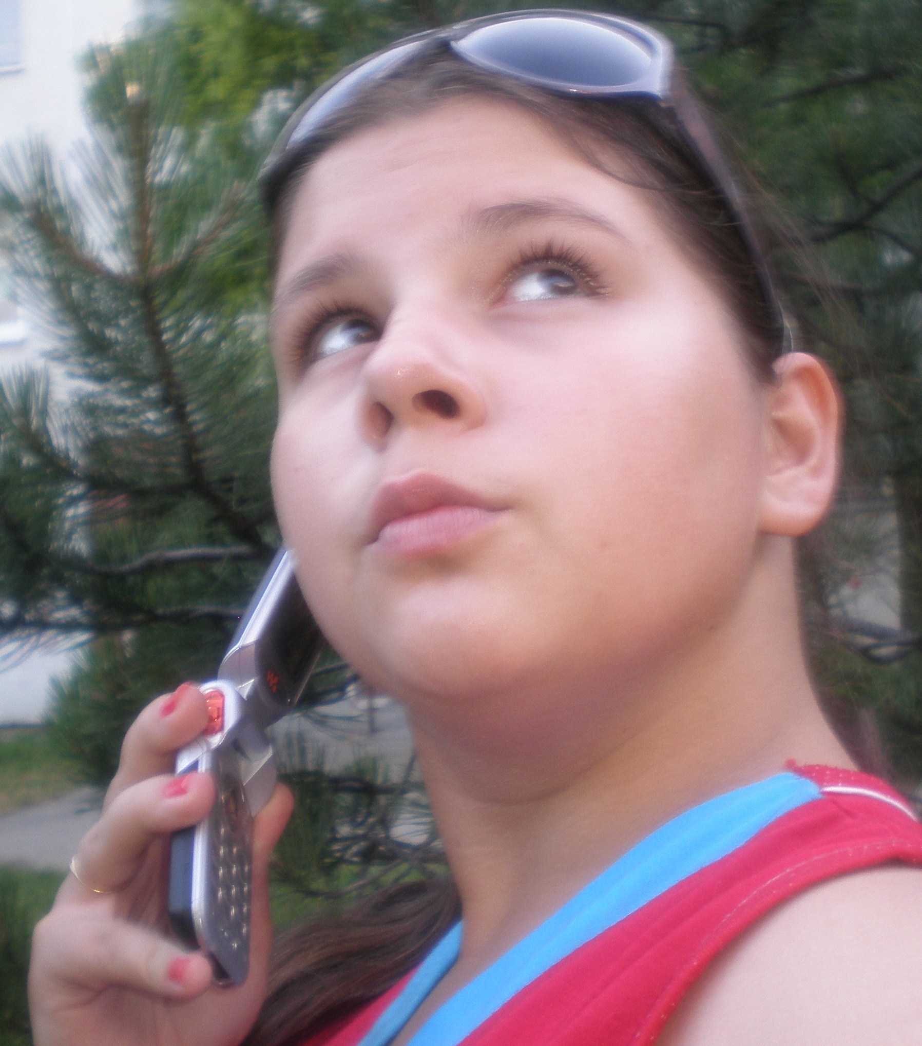 phone me baby,I am thinking about you..=)